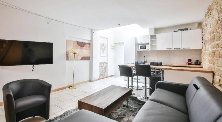 Apartment with 1 room for 4 persons — photo 2