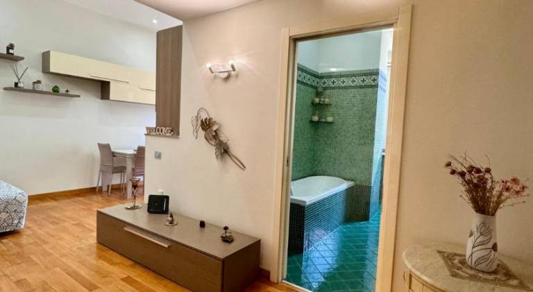 Beautiful rental apartment | Close to Naples Cathedral | Pet-friendly — photo 2
