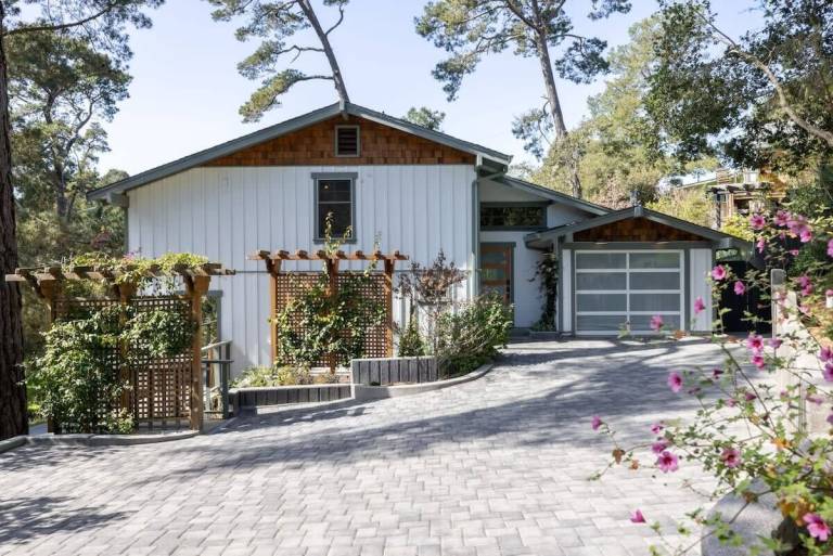 House  Monterey