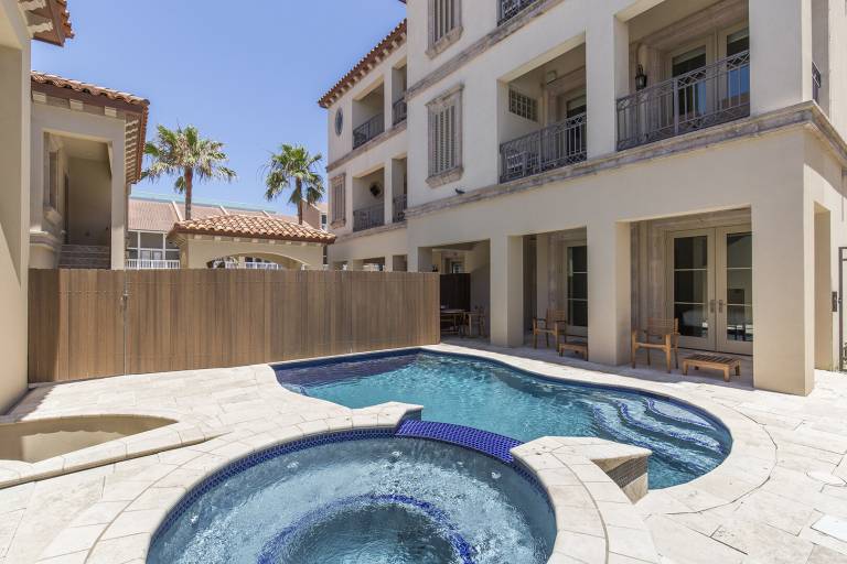 Children-friendly vacation home with garden & private pool | Beach nearby | Pets allowed — photo 2