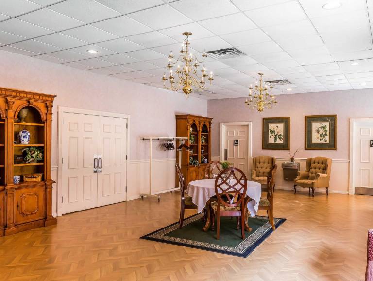 Quality Inn Creekside - Downtown Gatlinburg — photo 5