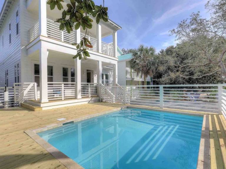 House Destin
