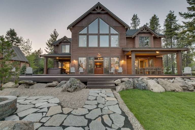 Cabin Donnelly