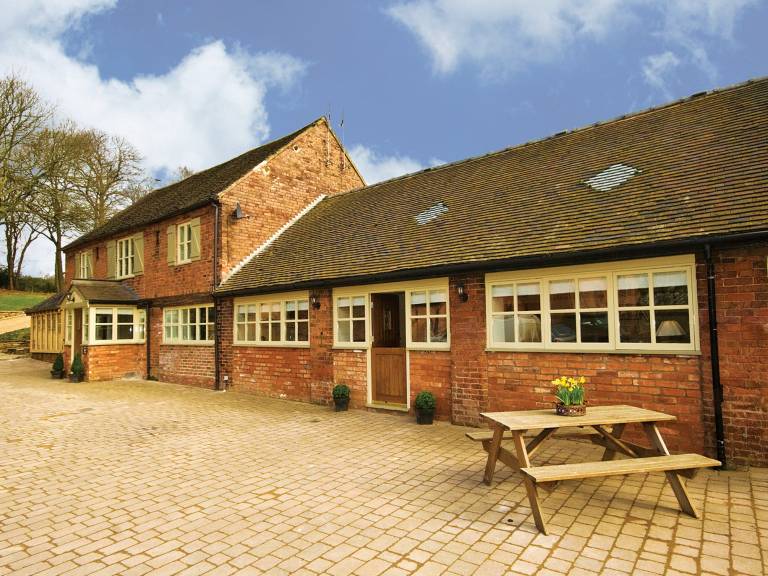 House  Barton-under-Needwood
