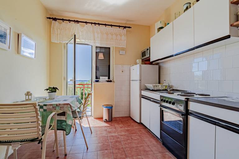 One bedroom apartment with balcony and sea view Orebić, Pelješac (A-10178-b) — photo 4
