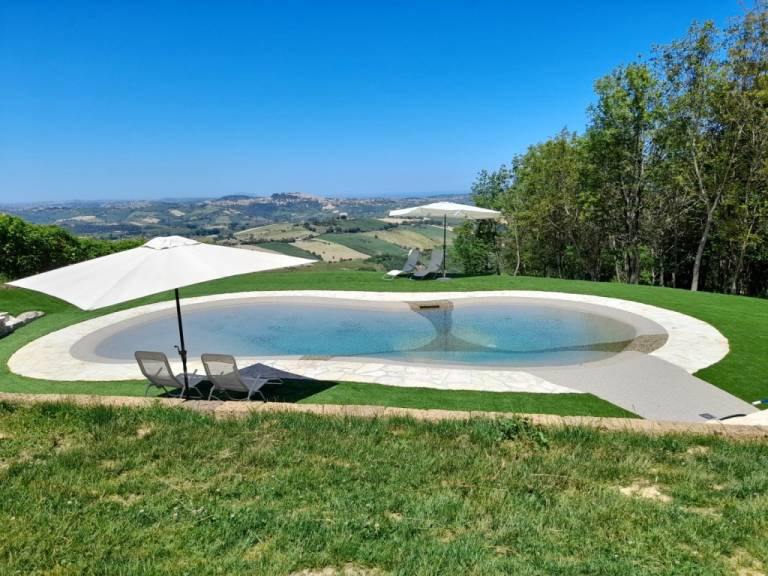 Family-friendly wonderful holiday apartment with yard, hot tub & private pool | Pet-friendly — photo 2
