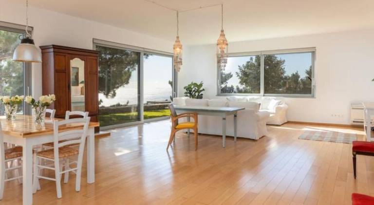 Villa with patio, garden & private pool — photo 4