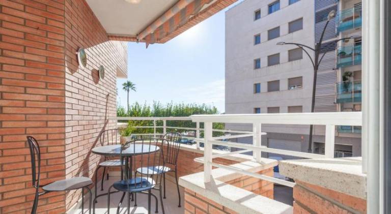 Fully equipped wonderful apartment with patio | Beach nearby | Dogs allowed in Santa Susanna