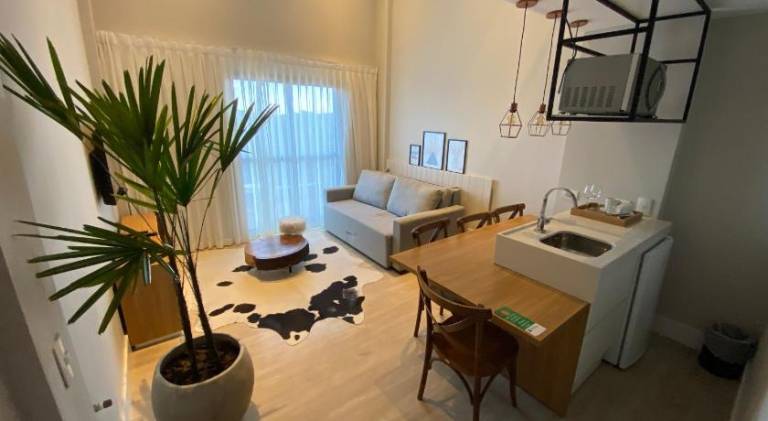 Beautiful serviced apartment with sauna, pool & hot tub | Pets allowed — photo 2