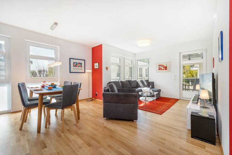 Apartment with pool & sauna — photo 4