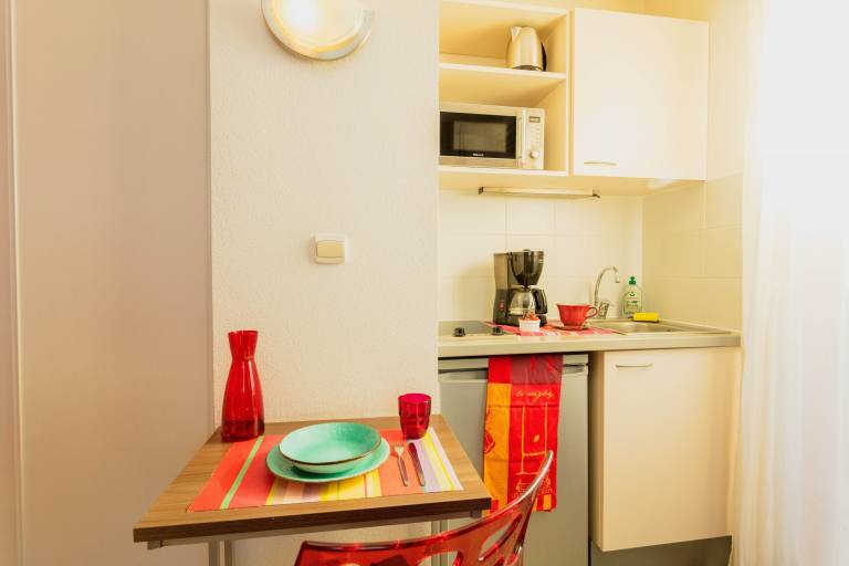 Child-friendly lovely studio | Pets allowed — photo 4