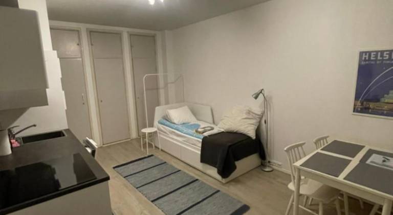 Modern city studio with own patio — photo 4