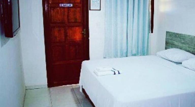 Serviced apartment with terrace & pool — photo 2