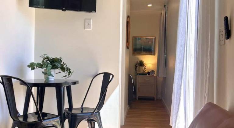 House with 2 rooms for 4 persons — photo 2
