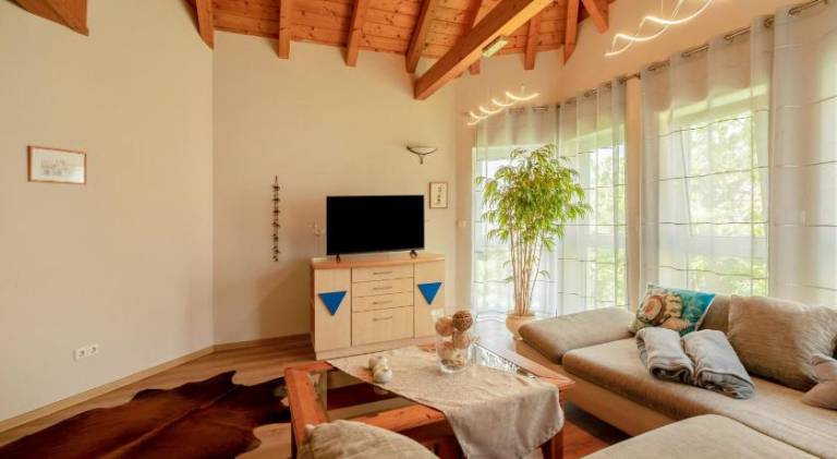 Holiday apartment with 2 rooms for 5 persons — photo 2