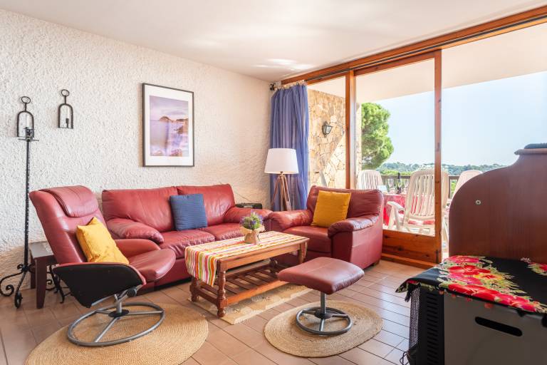 Apartment 'Corinna' with Sea View, Private Terrace and Wi-Fi — photo 3