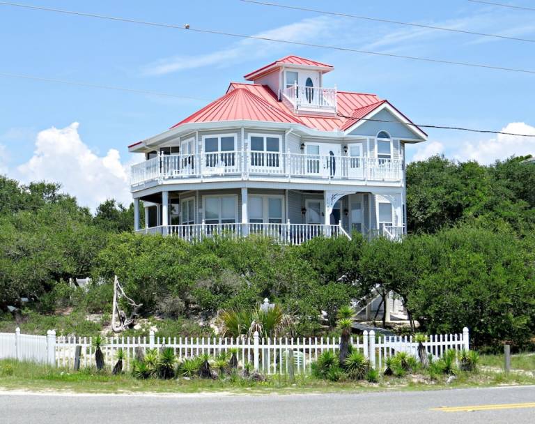 House Saint George Island