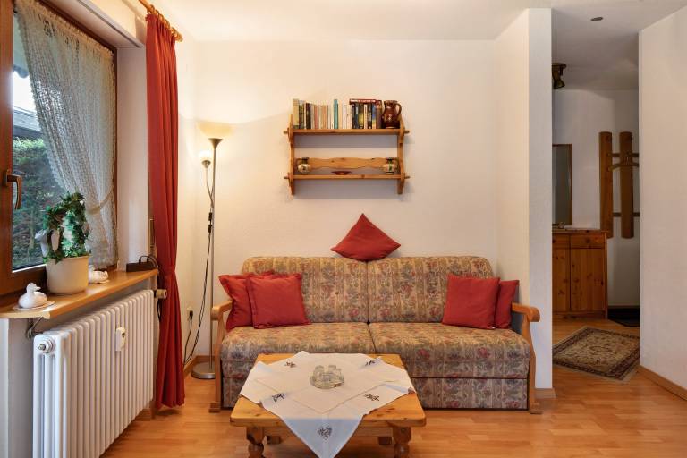 Apartment 'Nr 2' with Private Terrace, Private Garden and Wi-Fi — photo 3