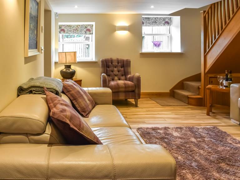 Child-friendly cottage | River view | Pets allowed — photo 3