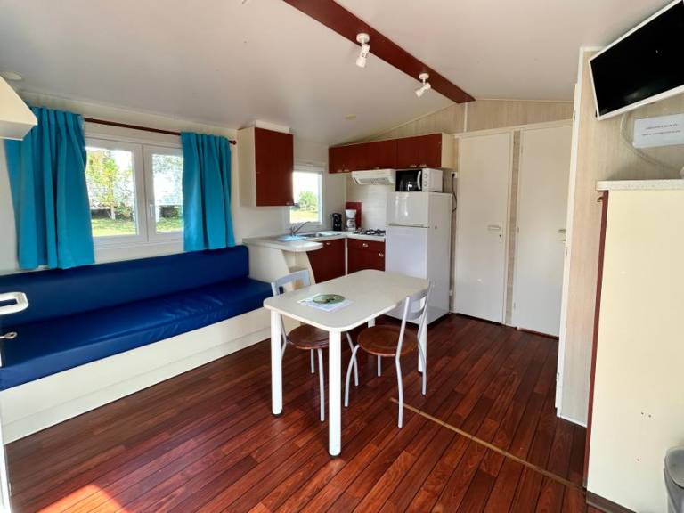 Family-friendly beautiful mobile home with terrace & heated pool | Pets are welcome — photo 5
