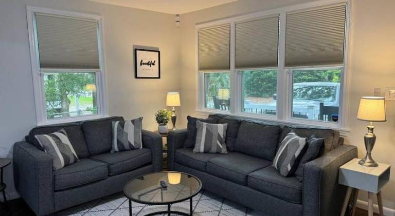 Apartment with 2 rooms for 6 persons in Beaufort, SC