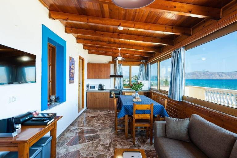 Fully equipped nice rental apartment with barbecue, private pool & yard | Next to the beach | Good for workation | Pets are welcome — photo 4
