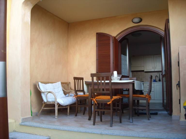 Apartment with terrace — photo 4