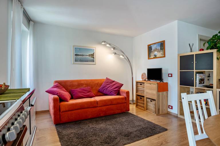 Holiday Apartment "Balconi Rossi Borgo Valsugana" with Mountain View, 2 Balconies & Wi-Fi — photo 4