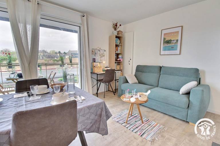Gite with patio & yard | Dogs allowed — photo 3