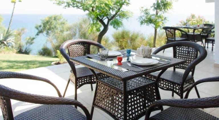 Charming holiday apartment with yard, pool & grill | Perfect for remote work | Dogs allowed — photo 3