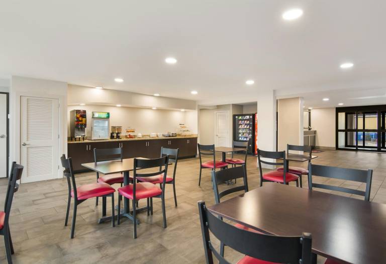 Red Roof Inn Chester — photo 4