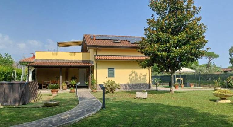 Charming house with pool | Pets allowed — photo 3