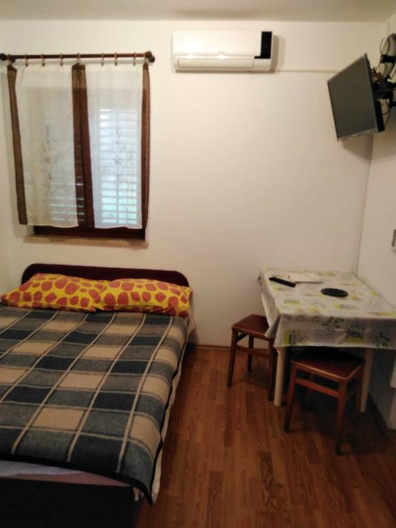 Studio flat with balcony and sea view Njivice, Krk (AS-15904-a) — photo 3