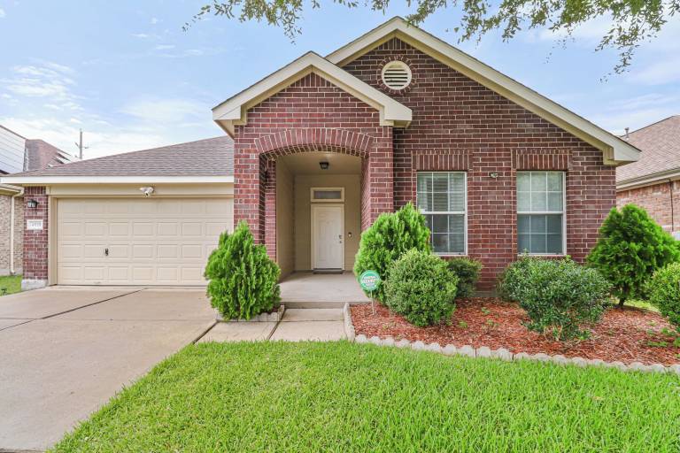 House  Barker Cypress