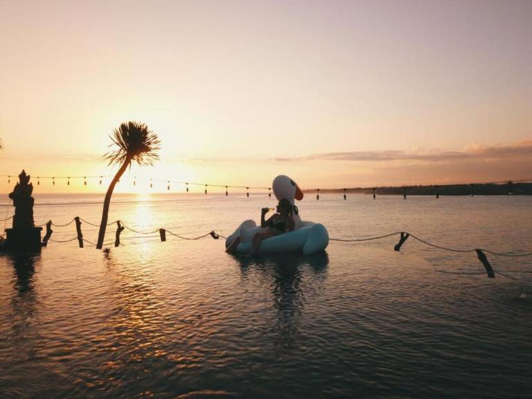 Nusa Veranda Sunset Villas & Restaurant in Ceningan Island