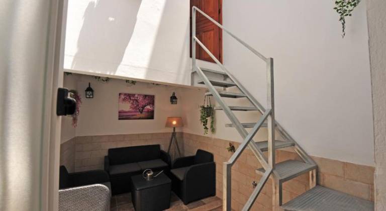 Rental apartment with patio | Next to Alcázar of Jerez de la Frontera — photo 4