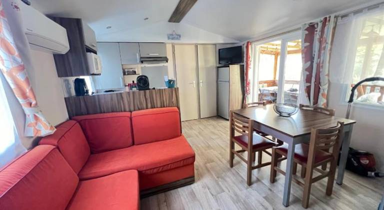 Mobilhome climatise, 6 personnes camping les embruns — photo 2