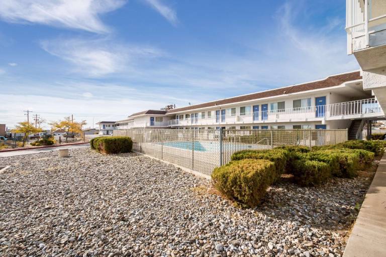 Motel 6 Wendover, UT — photo 5