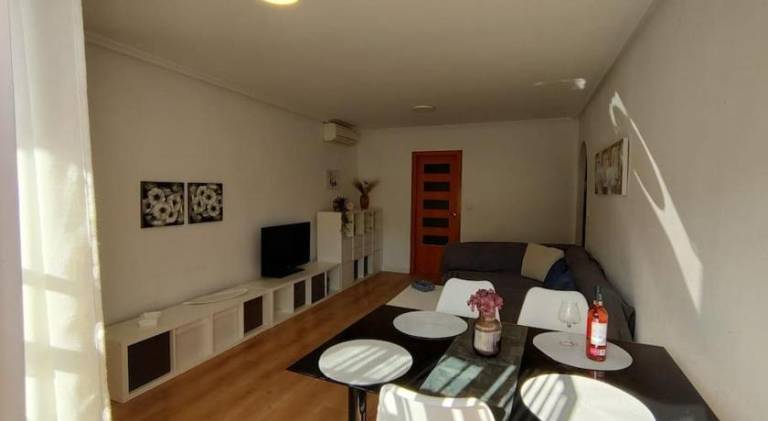 Apartment with pool — photo 3