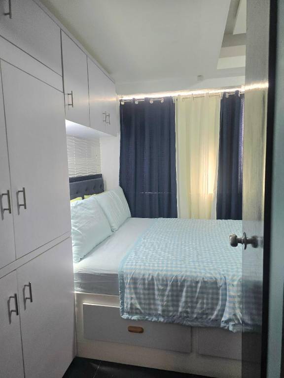 Nice rental apartment with garden & pool | Suitable for remote work | Pet-friendly in Taguig