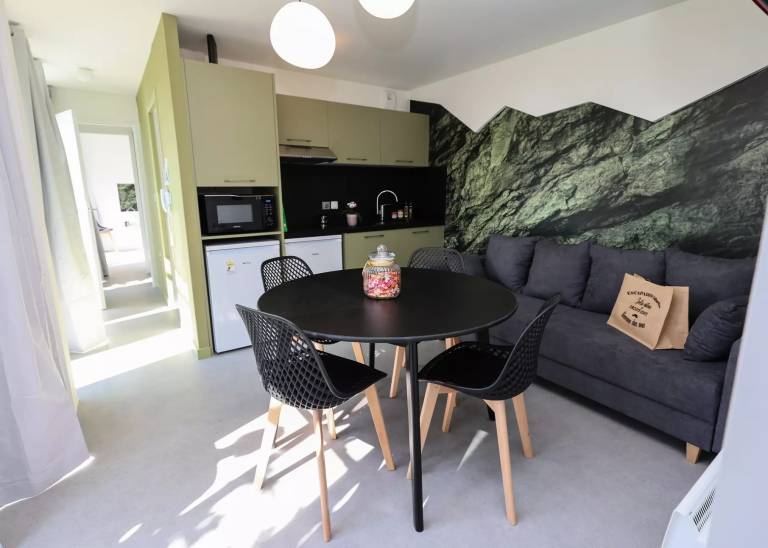 Vacation home with terrace & barbecue — photo 2