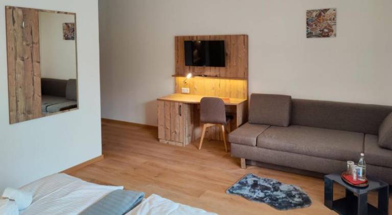 Rental apartment with pool in Straubing