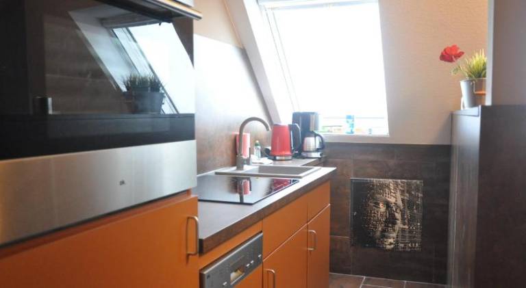 Holiday apartment with 2 rooms for 6 persons — photo 4