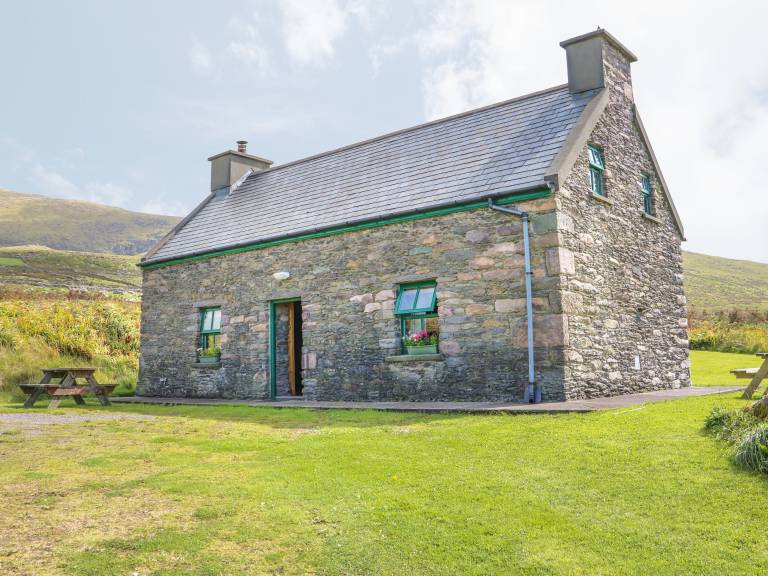 Cottage Ballinknockane