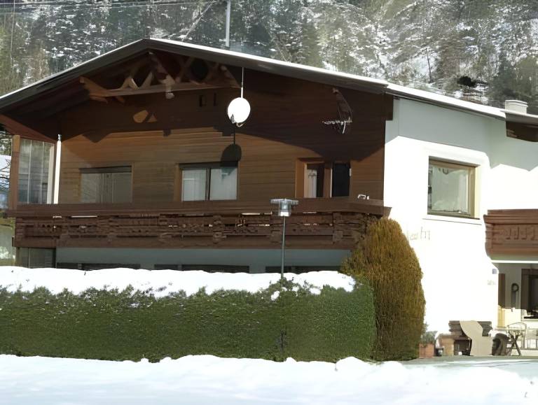 Rental apartment with 2 rooms for 6 persons in Oetz