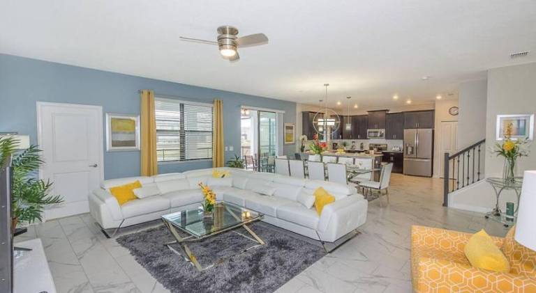 Charming villa with hot tub & pool | Pet-friendly in Kissimmee, FL