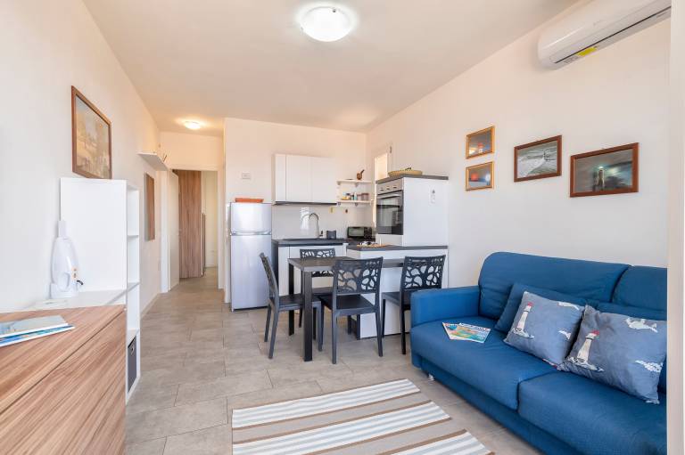 Apartment 'Ad Occhi Aperti' with Sea View, Wi-Fi and Air Conditioning — photo 5