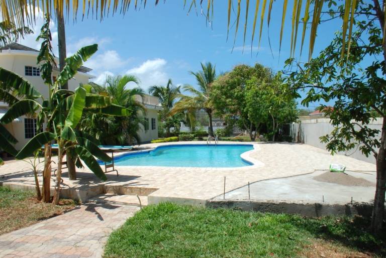 Villa  Johnson Town