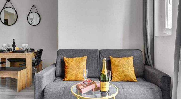 Rental apartment with 1 room for 6 persons in Bagnolet