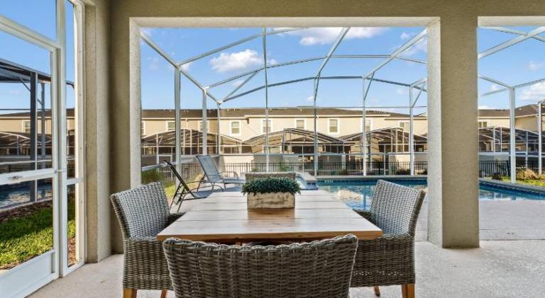 Vacation home with pool | Perfect for remote work — photo 4